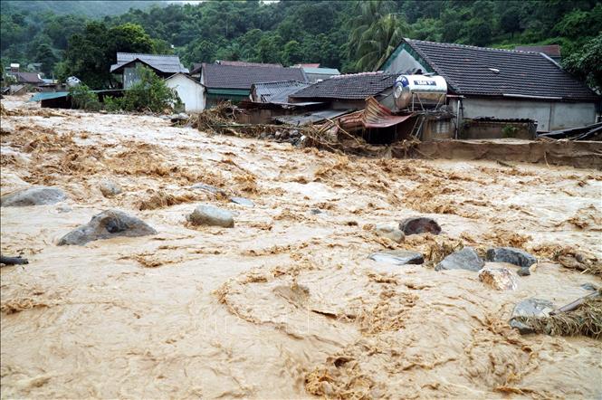 Hà Nội: Hỗ trợ nhân dân Nghệ An khắc phục hậu quả mưa lũ - Ảnh 1.