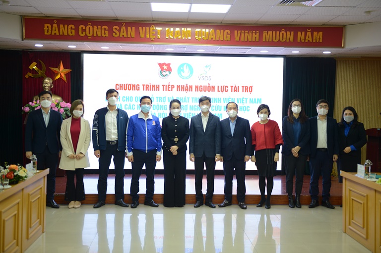 Hội Sinh viên Việt Nam tiếp nhận 20 tỷ đồng từ bà Lê Nữ Thùy Dương - Ảnh 3.